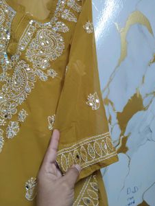 laknaiw yellow kurti