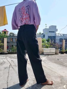 Ripped Straight Leg Jean&#39;s