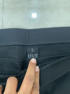 ⚡️ Glam Up &amp; Go! HUE Black Luxe Shimmer Jeggings ✨