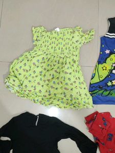 Girls&#39; Clothing Bundle