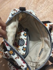 Kipling Floral Bag 🌸🌿💕