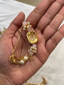 Combo of 4 jewellery pieces