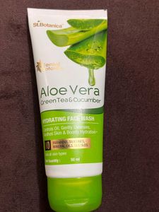 St.Botanica Aloe Vera,Green Tea Cucumber Facewash