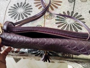 Crossbody Bag with Tassel Detail🍹🎀