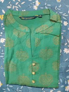 Avaasa Green Kurti