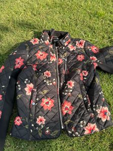 Style of 2025, Vero Moda Jacket- M