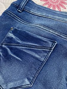 Fashionable Slim Fit Jeans