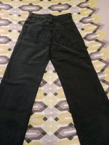 H&amp;M Wide Leg Jeans..with TAG Attached..never Used