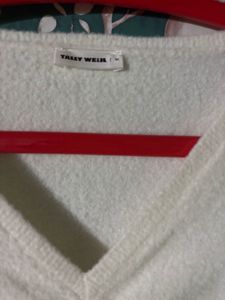 String Pull Sweater - White