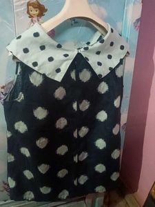 Women Slivesless Cotton Top