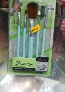 Brushes Set
