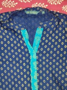 Avasaa Kurti Medium Size Used Once .