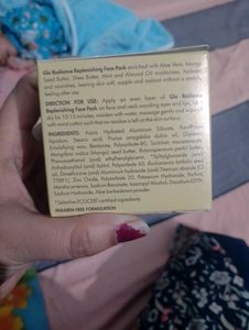 Glow Radiance  Replenishing Face Pack