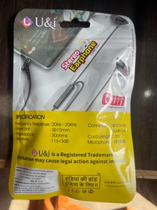 U &amp; I Earphone