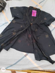 Black Shrug