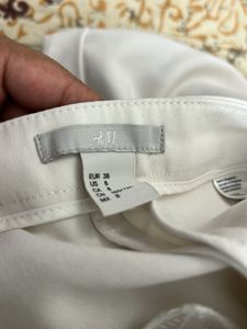 H&amp;M White Shorts