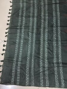 Elegant Striped Saree