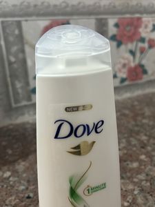 Dove Hairfall Rescue Detangling Conditioner