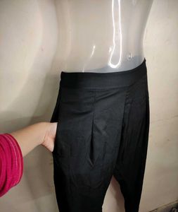 Glittery Black Suit With Statement Dupatta ✨🖤