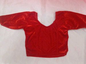 Streachable blouses:  4 options