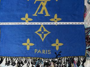 Louis Vuitton Stole Super Soft Semi Winter 🥶