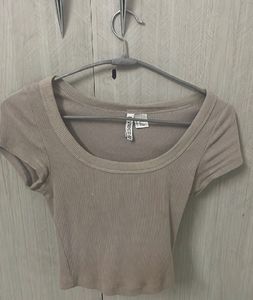 H&M Beige Crop Top