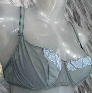 28 B Hot Look 💚