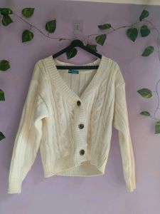 Stylish White Cable Knit Cardigan - Like New