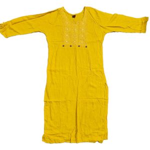 Selling The Kurti