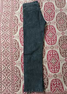 charcoal straight-fit Jeans