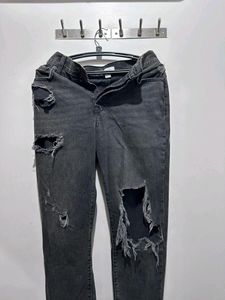 Black Ripped Forever 21 Jeans