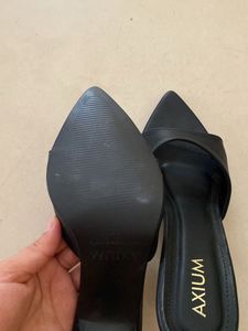 Black Axium Pointed Toe Mules