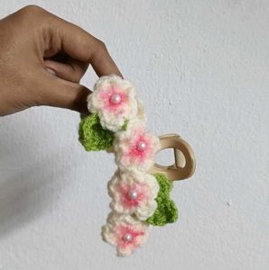 Floral Crochet Hair Claw Clip🍀🩷