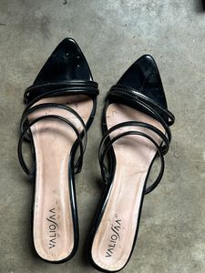 Valiosaa Pencil Heels