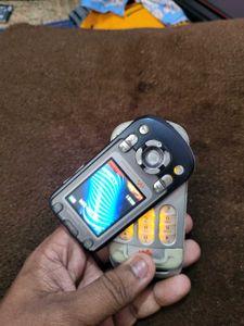 Sony Ericsson W550i - Retro!