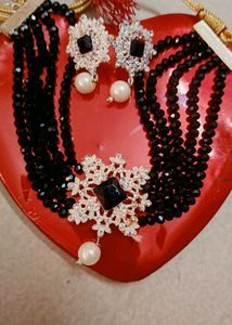 Elegant Necklace Set