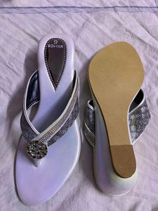 Sandel Manufacturer