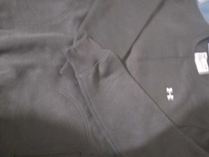Under Armour Sweatshirt