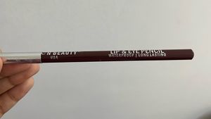 Lip Liner -shade Cherry Brown