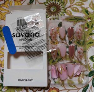 Savana Presson Nails