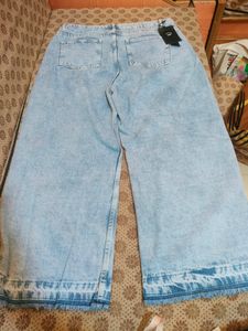baggy jeans