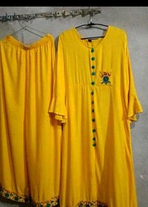 🔸 &#34;Embroidered Slit Gown Kurti with Palazzo Set&#34;