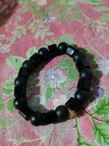 Black Beaded Bracelet