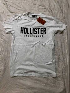 Hollister T-shirt