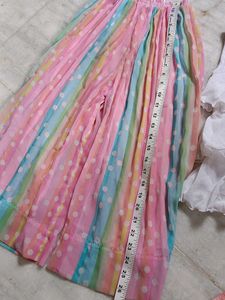 Cute Girls Outfit minor stain please check video