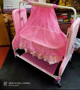 Swing baby cradle