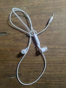 Ear Phone