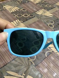 Combo -:1 Is Goggle For Kids And 2 Is White Frame Of Fastrack...