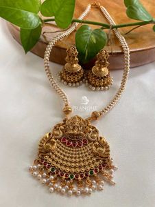 Jewellery Set with Earrings