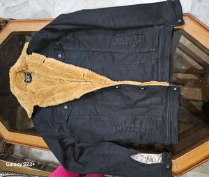 BALCK DENIM JACKET  WITH WARM FURRS